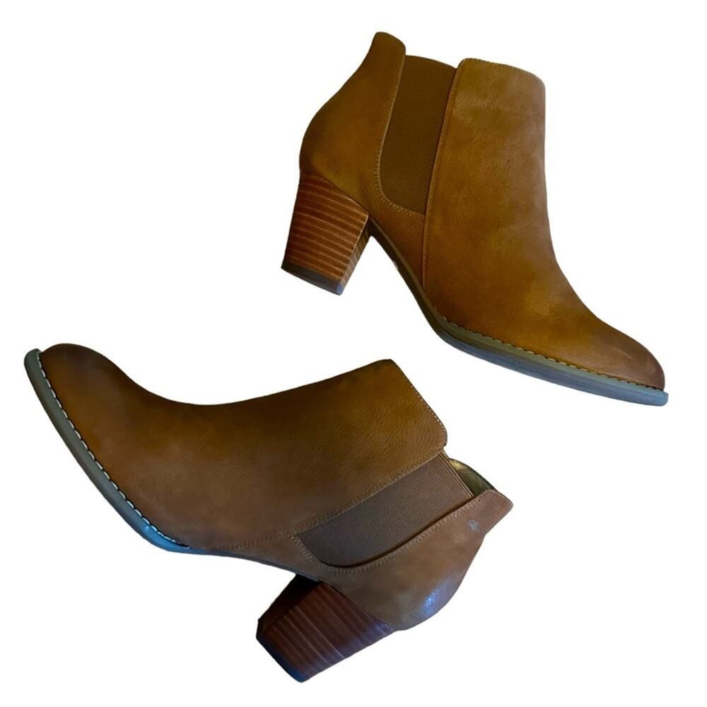 Vionic Brown Ankle Boots